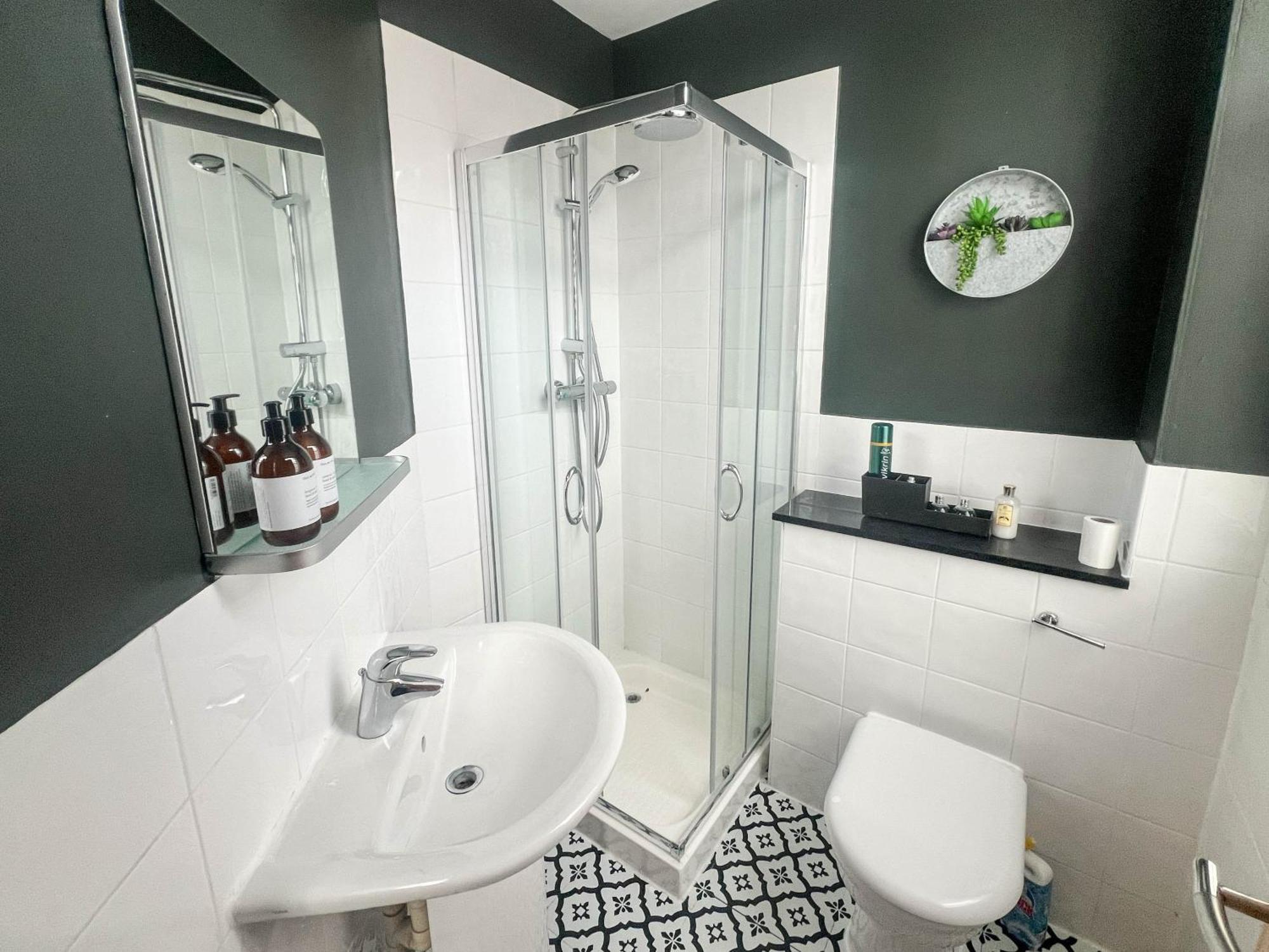 Beautiful 2 Bed - Centre - Free Private Parking - Perfect For Families And Professionals Лидс